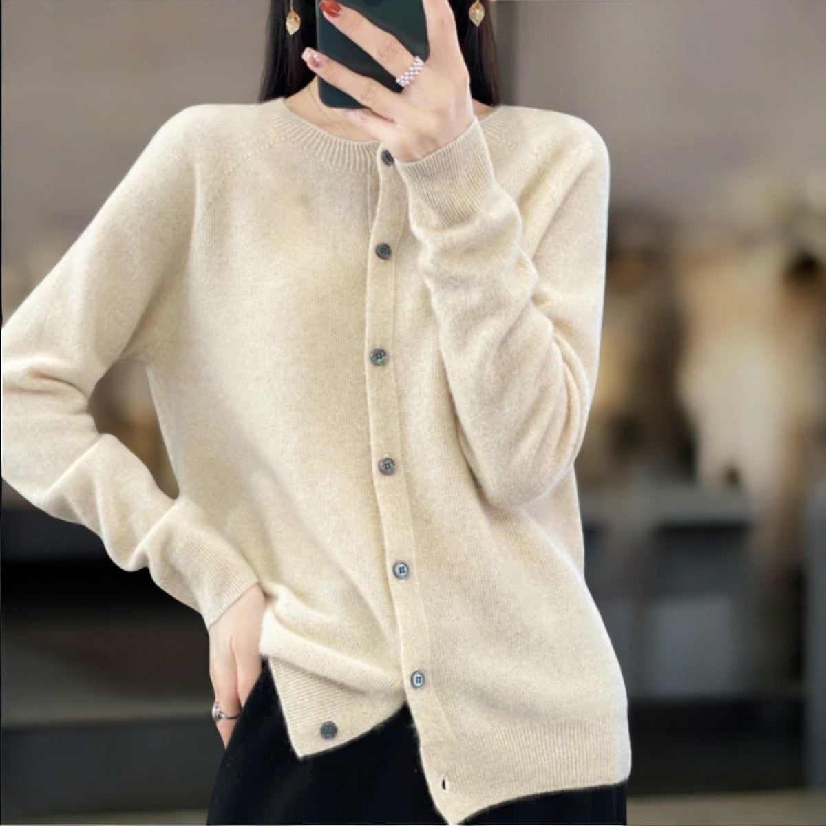 Élina – Gilet doux avec boutons